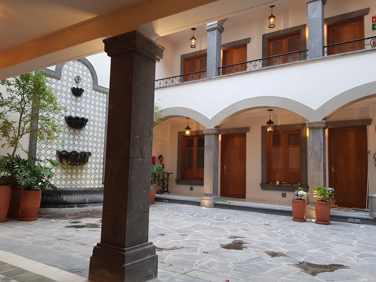 Готель Puerta San Pedro Tlaquepaque Екстер'єр фото