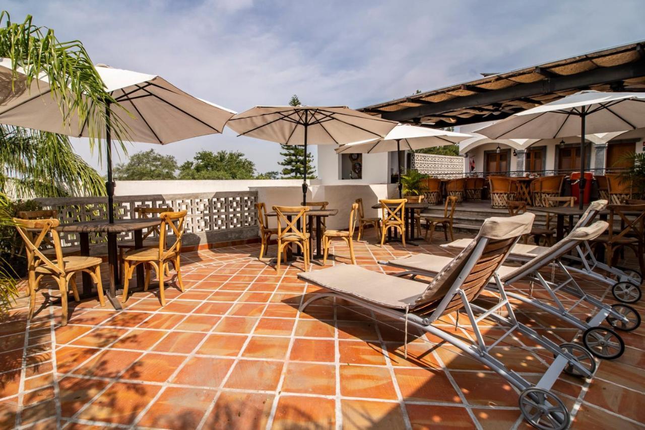 Готель Puerta San Pedro Tlaquepaque Екстер'єр фото